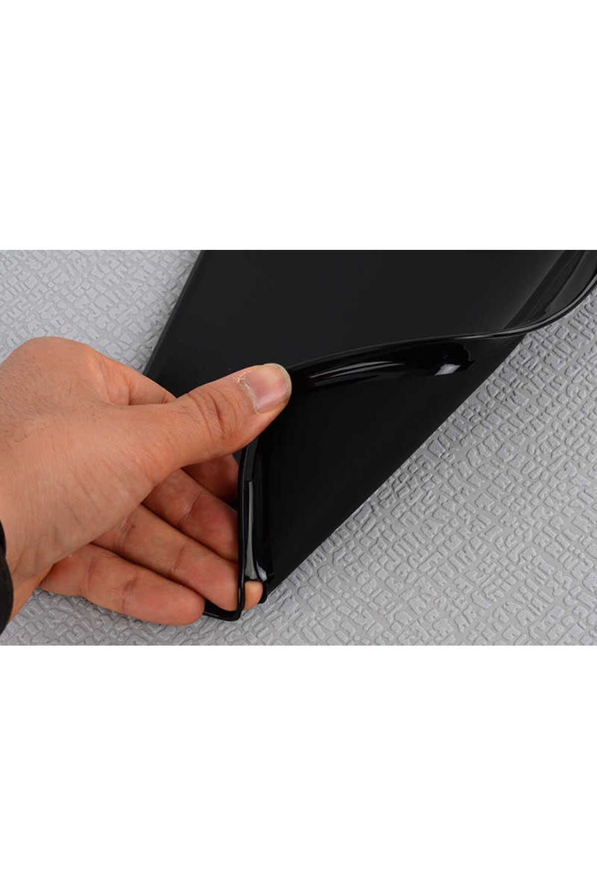 Galaxy Tab A 10.1 (2019) T510 Kılıf  Uyumlu Zore Tablet Süper Silikon Kapak-Beyaz