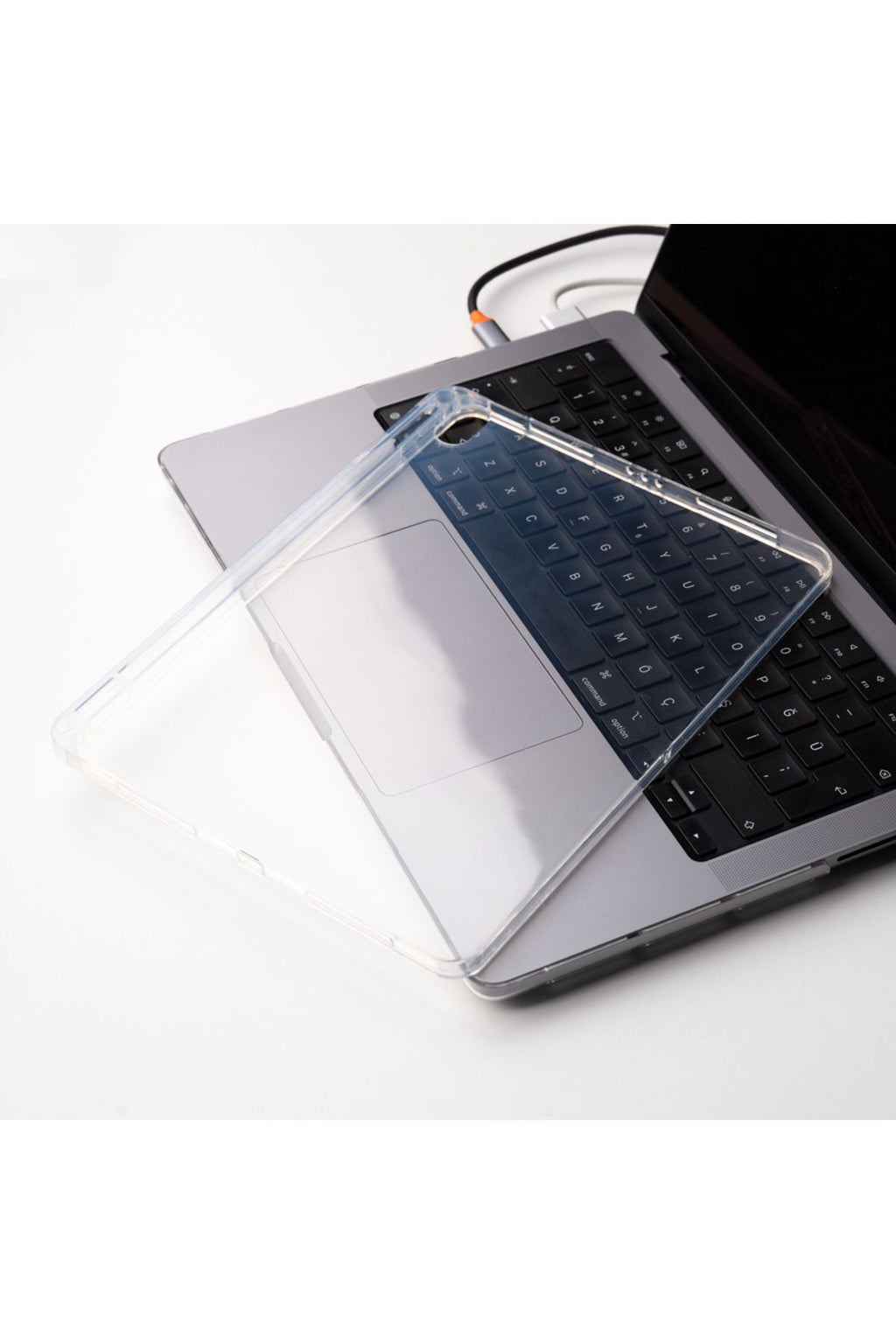 iPad Air 10.9 2022 (5.Nesil) Zore Kalemli Tablet Silikon - Şeffaf