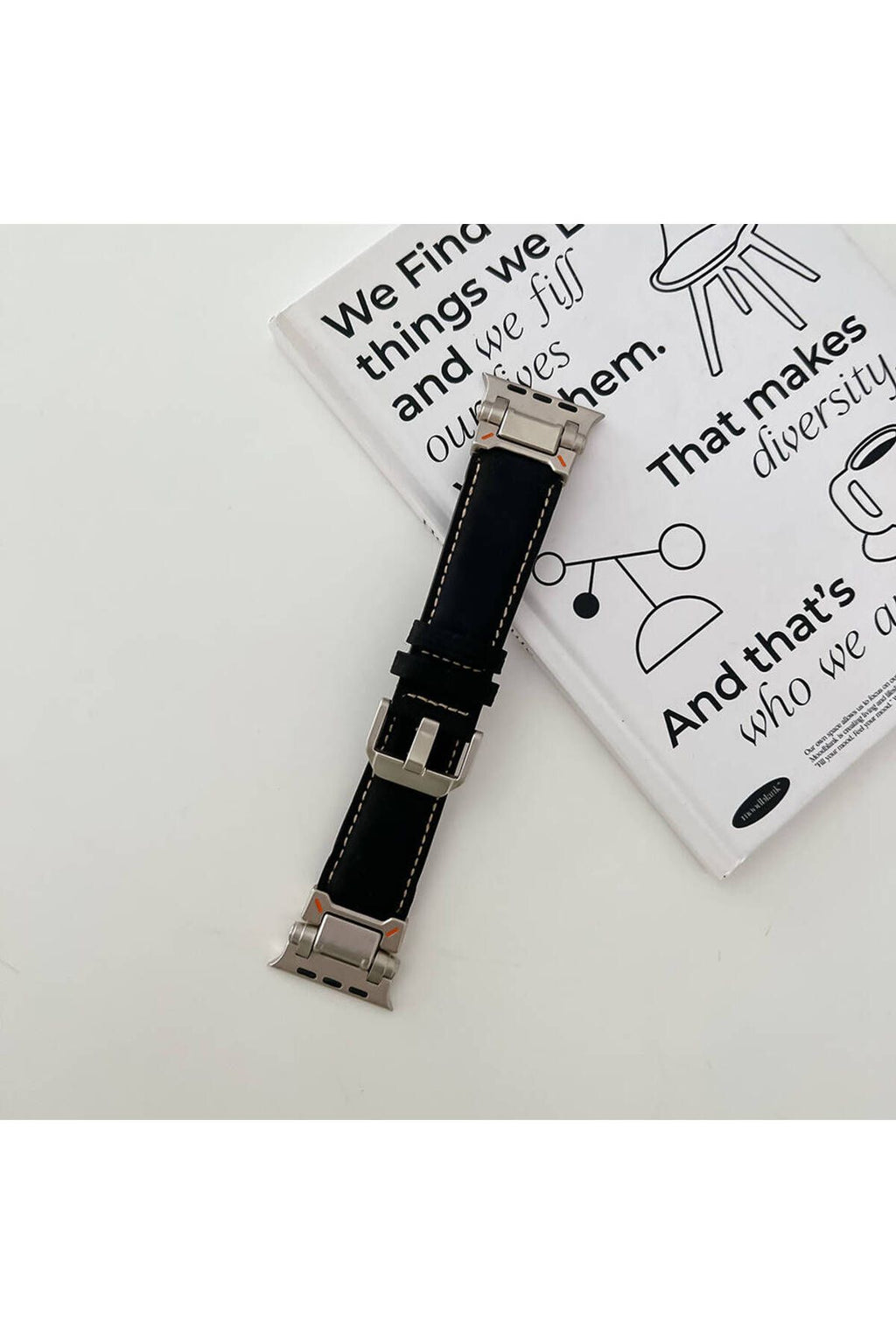 Watch 42mm CLO KRD-114 Metal Başlıklı Suni Deri Kordon-Koyu Kahve